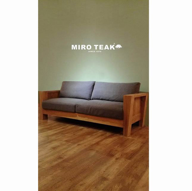 MIRO TEAK MODERN COUNTRY SOFA 現代鄉村三人沙發